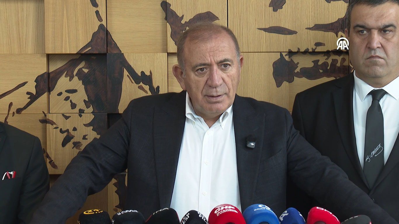 Gürsel Tekin: CHP ile ilgili iddiaları için Aziz İhsan Aktaş ile ilgili suç duyurusunda bulunduk