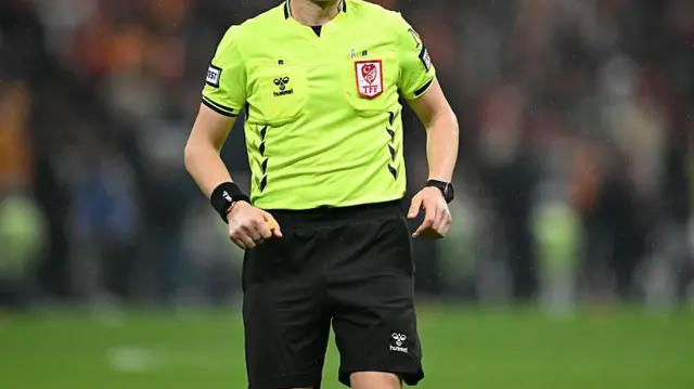 Bahis skandalında flaş gelişme! 6 hakem ve bir gazeteci tutuklandı