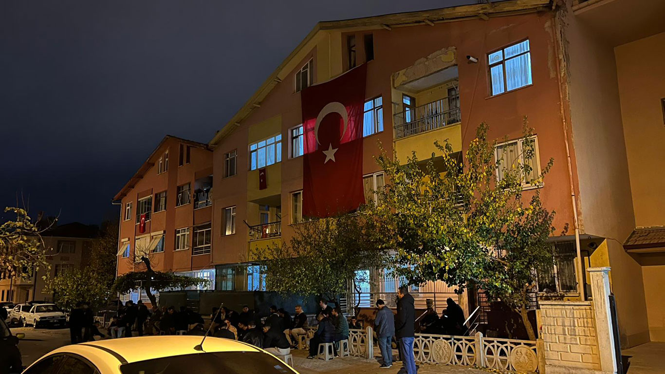 Şehit Astsubay Kuyucu'nun Konya'daki ailesine acı haber ulaştı