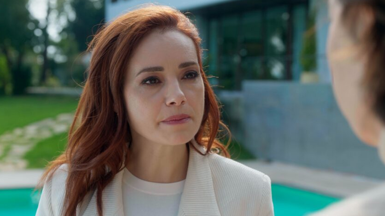 Ünlü oyuncu Özgü Namal ve çocukları kaza geçirdi!