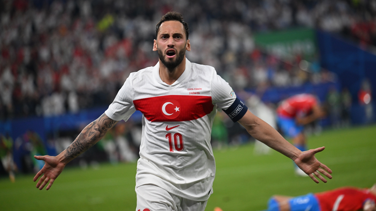 İspanya öncesi A Milli aday kadrosunda değişiklik! Hakan Çalhanoğlu çıkarıldı
