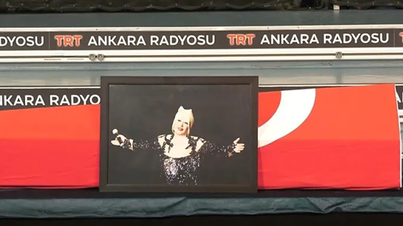 Sanat dünyasının acısı: Muazzez Abacı son yolculuğuna uğurlanıyor