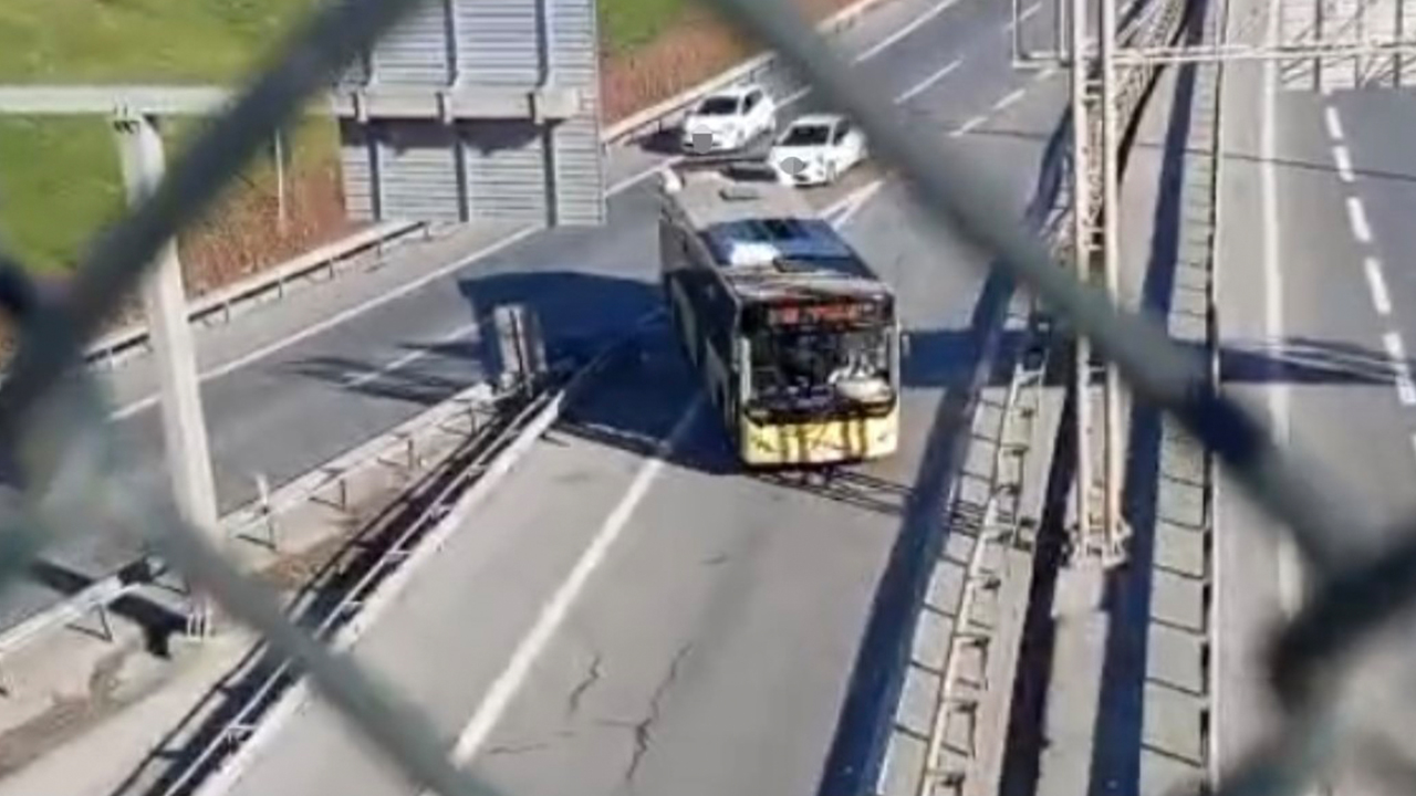 Sultangazi'de İETT şoföründen tehlikeli geri manevra: O anlar kamerada