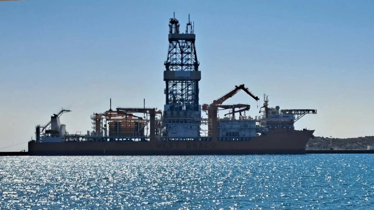 Türkiye'nin 6. Sondaj gemisi Mersin’e ulaştı: Karadeniz için hazırlanıyor