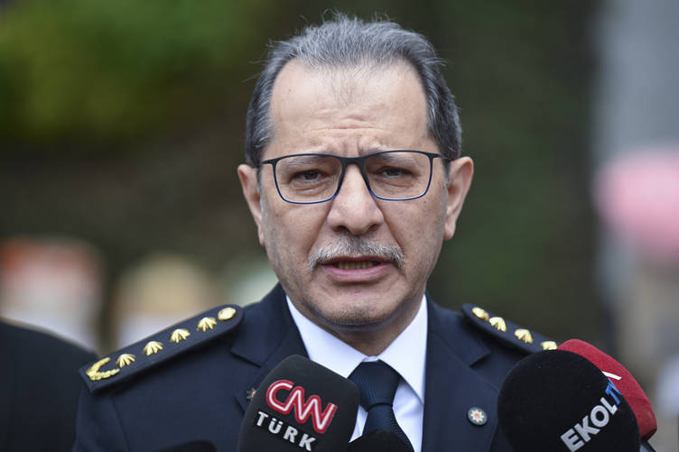 İstanbul Emniyet Müdürü Selami Yıldız’dan FETÖ paylaşımlarına sert tepki: “Asılsız iddialar için soruşturma başlatıldı”