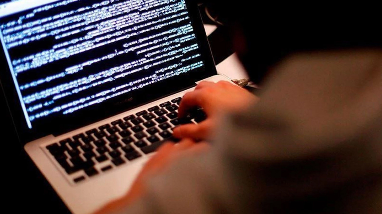 6 ilde yasa dışı bahis operasyonu: 'Showbahis' çetesi çökertildi, 2 milyar TL'lik servet bloke edildi