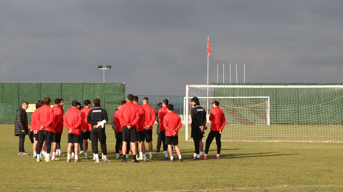 Bahis soruşturmasında A kadrosunun tamamı ceza alan Edirnespor transfer için destek bekliyor