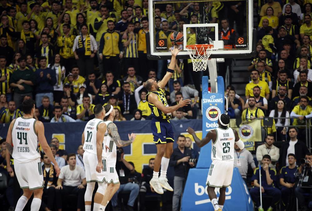 Euroleague'de Fenerbahçe, Panathinaikos'a 77-81 mağlup oldu
