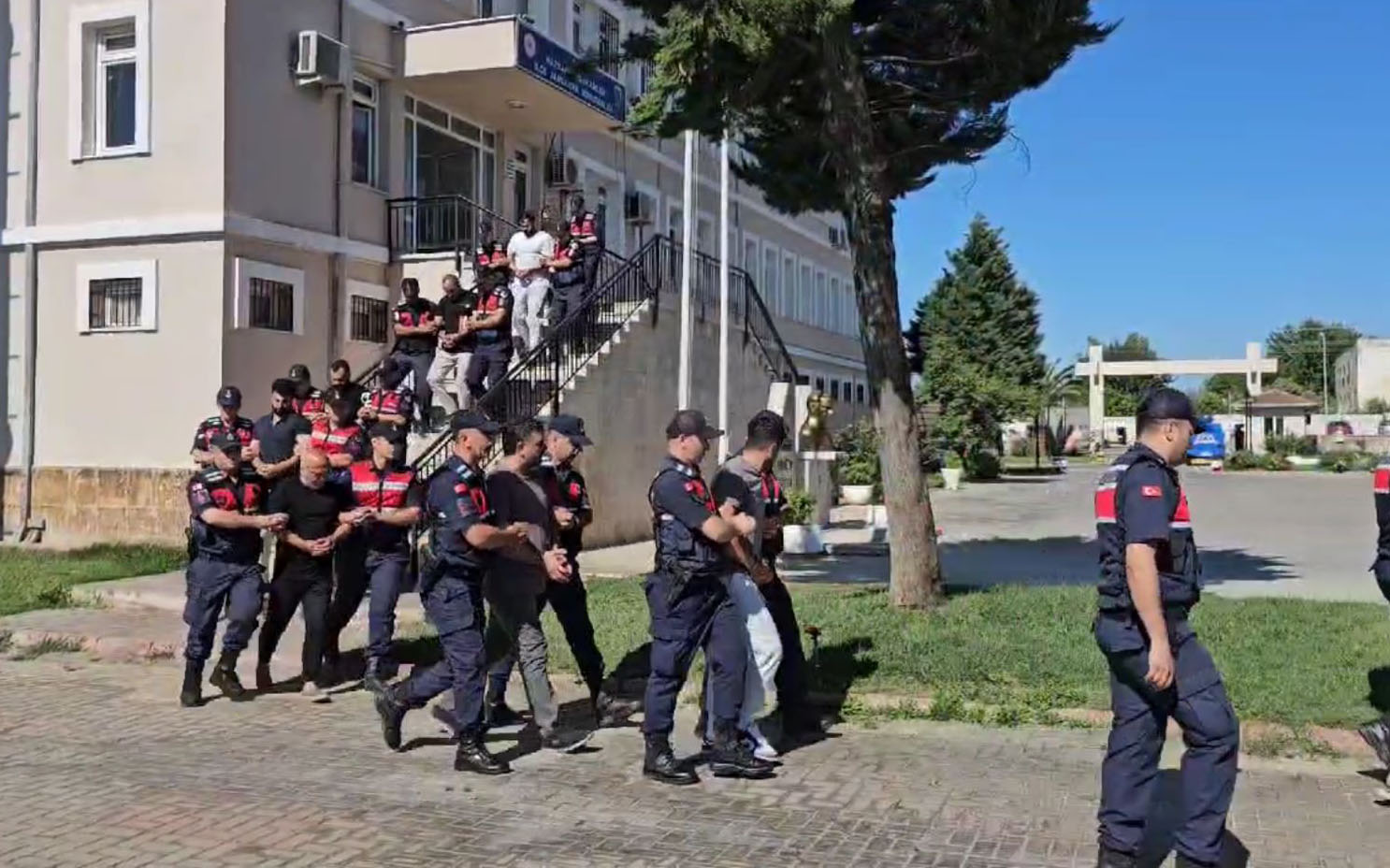 Dikkat bu tuzağa düşmeyin! Kimlikleri ele geçirip böyle kara para aklamışlar