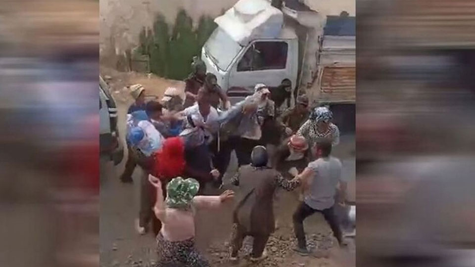 Ortalık savaş alanına döndü! Yayla için taşlı sopalı kavga