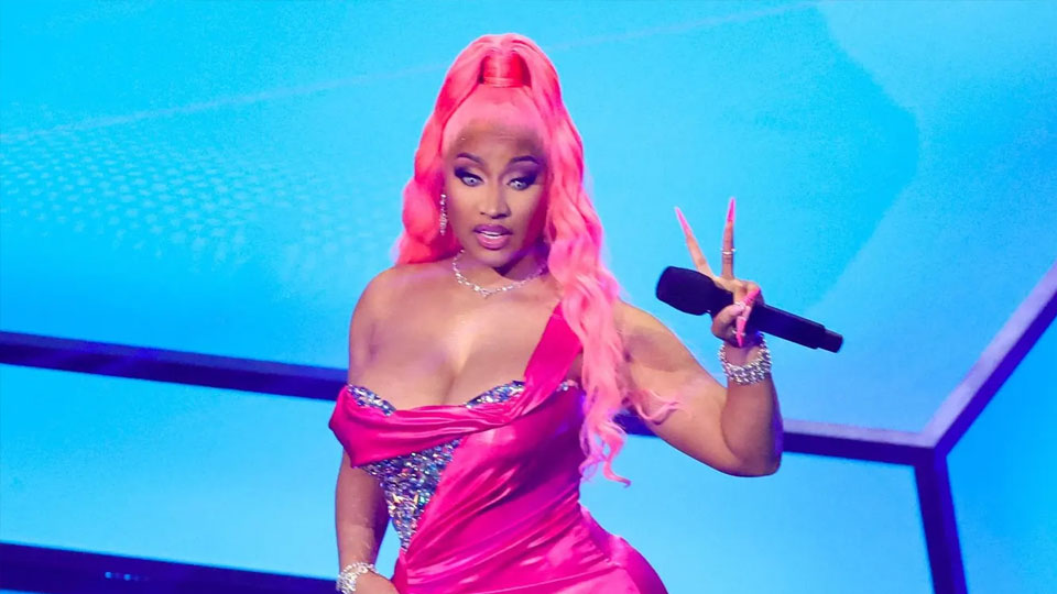 Nicki Minaj'ı korku saldı! Konserini iptal etti