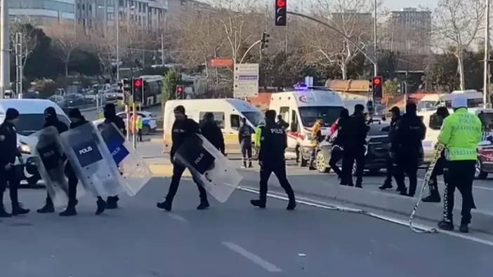 İstanbul'da kan donduran cinayet: Polisin durdurduğu araçtan ceset çıktı!