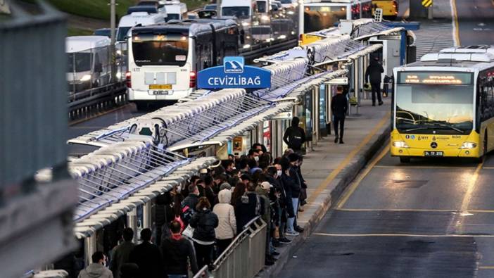 İSTANBUL TOPLU TAŞIMA ZAMMI 2025: İETT Metro, metrobüs, otobüs, vapur kaç lira oldu? İstanbul kart tam, öğrenci akbil fiyatları…