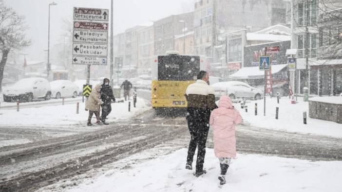 İstanbul kar esareti altına girecek! Uzmanlardan flaş kar alarmı geldi: Sibirya soğuğu fena vuracak