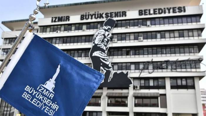 İzmir'de hem Büyükşehir Belediyesi hem Konak Belediyesi işçileri greve başladı