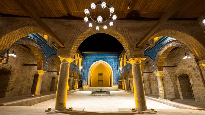 800 yıllık Gökmedrese 5 yıl süren restorasyon çalışmaları sonrası ziyarete açıldı