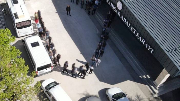 4 milyar liralık vurgun: Ucuz kredi, araç kiralama, sigorta... Tarihin en büyük siber dolandırıcılık şebekesi çökertildi