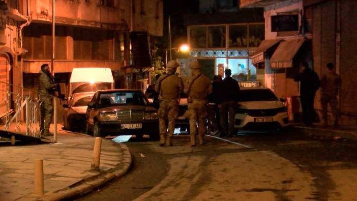 İstanbul'un göbeğindeki eğlence mekanına el bombalı saldırı! Ağır yaralılar var