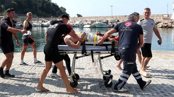 Konyaaltı Sahili'nde korku dolu anlar: SUP yaparken fenalaştı, ölümden döndü