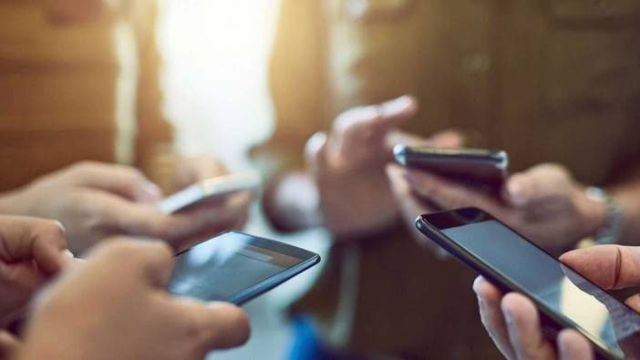 6 YIL GEÇSE DE YENİ GİBİ KALACAKLAR: O model telefonlarda yazılım güncellemesine gidildi!
