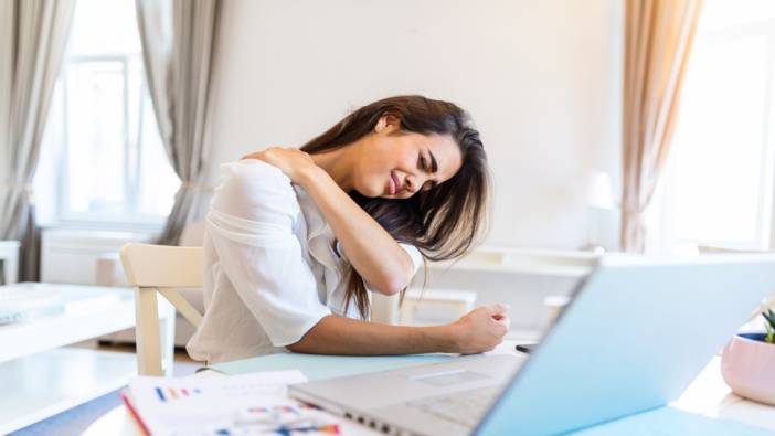 Evden çalışıp hareketsiz kalanlar dikkat! İşte Home Office çalışanlara özel egzersiz tüyoları