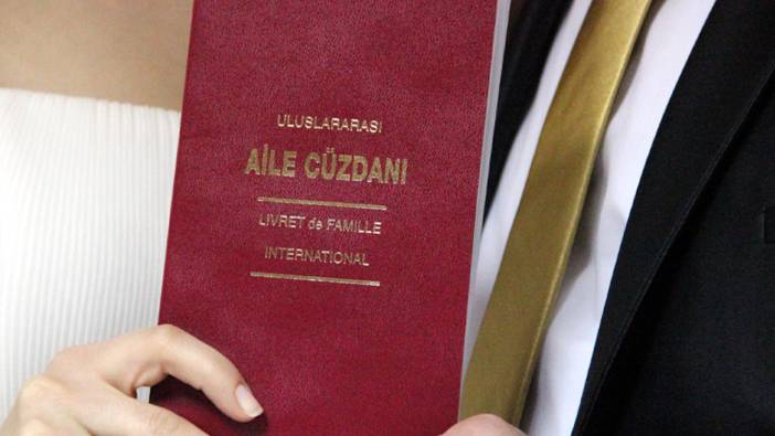 Vizesi biten yabancı kadınları Türklerle evlendirdiler! 30 kişiye gözaltı