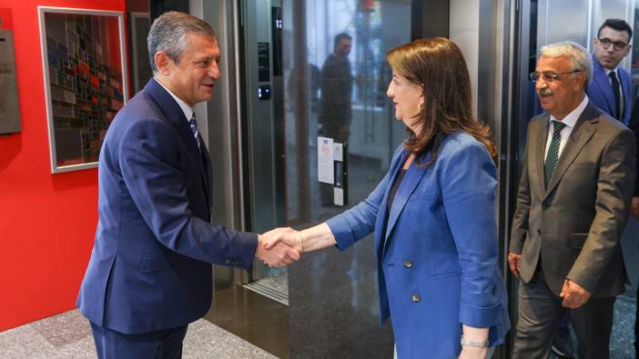 DEM Parti heyetinden Özgür Özel’e ziyaret