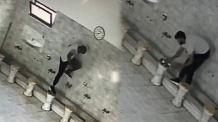 Bağcılar’da cami şadırvanında akılalmaz hırsızlık: 17 musluğu tekmeleyerek çaldı
