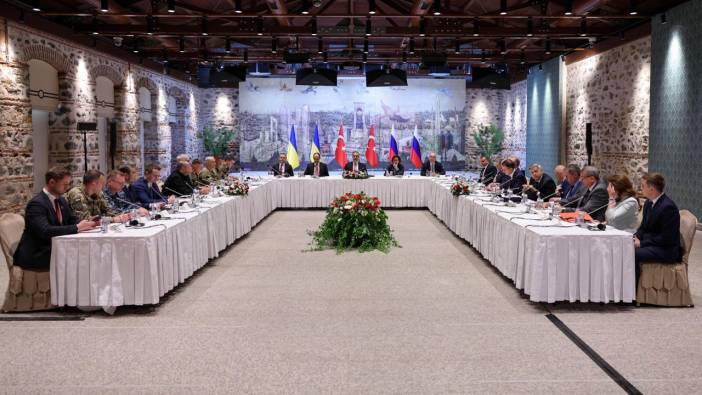 Üçüncü barış zirvesi: Rus heyeti İstanbul'a hareket etti