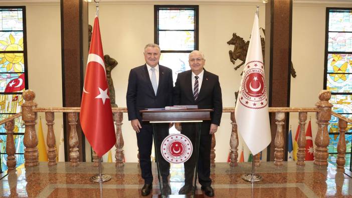 Bakan Güler ve Bakan Bak bir araya geldi!