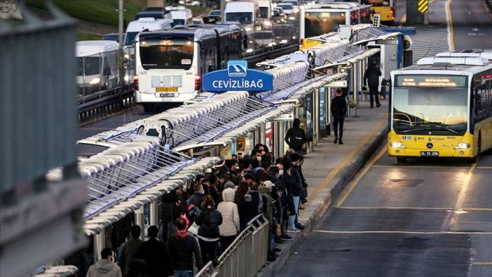 İstanbul zamlı ulaşım ücretleri Eylül 2025 | Tam, öğrenci, abonman akbil ücretleri ne kadar oldu? (Vapur, taksi , minibüs)
