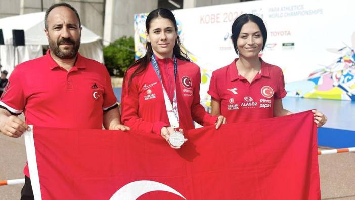 Bakan Bak’tan dünya rekoruyla altın madalya kazanan Aysel Önder’e tebrik