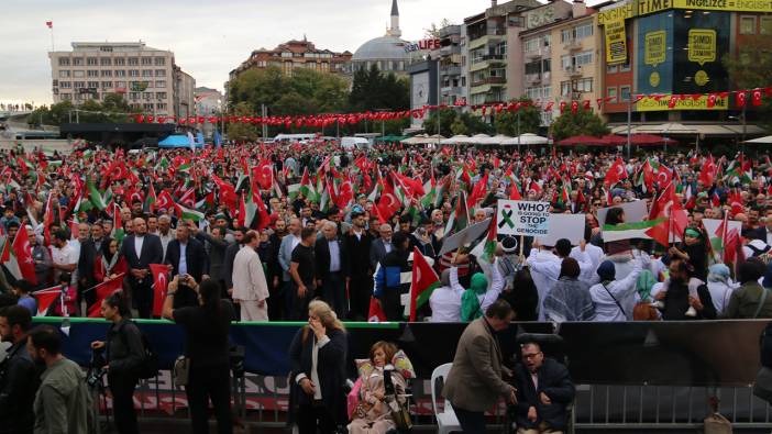 Kocaeli'den Küresel Sumud Filosu'na destek yürüyüşü: İsrail saldırıları protesto edildi