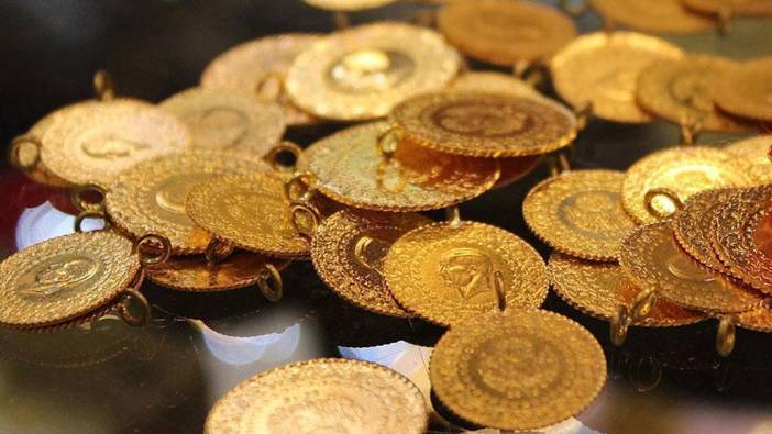 Altında tarihi zirveler sürüyor: Gram altın 5 bin 200 lira eşiğinde, yıl sonu tahmini 5 bin 500 lira