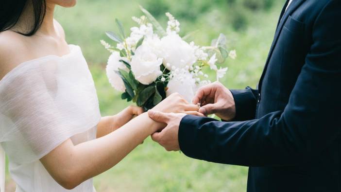 Yuva kuracak çiftler dikkat: Evlilik kredileri için başvurular başladı!