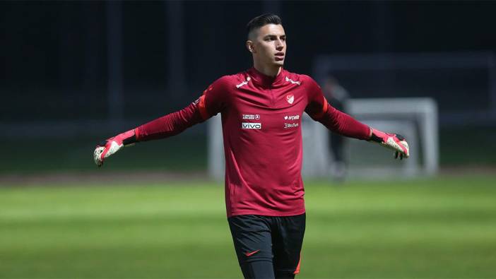 A Milli Takım'da Berke Özer krizi! TFF açıkladı: Kampı izinsiz terk etti