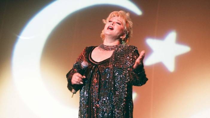 Muazzez Abacı'dan sevenlerine kötü haber: Kalp krizi geçirdi!