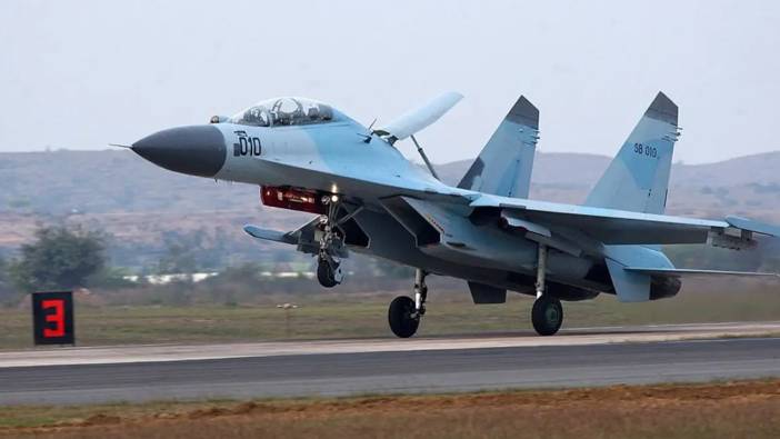 Rusya'da savaş uçağı düştü: 2 pilot hayatını kaybetti