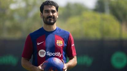 İlkay Gündoğan Galatasaray'da. Sarı Kırmızılıların efsanesi canlı yayında böyle duyurdu