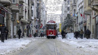 AKOM kar için saat verdi! Meteoroloji İstanbul dışında 4 il için flaş uyarıda bulundu