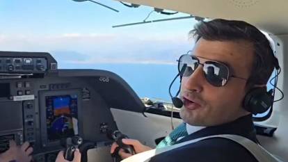 Selçuk Bayraktar, Piaggio P180'nin pilot koltuğuna oturdu: O anları sosyal medyadan paylaştı