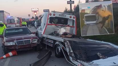 İzmir'de korkunç kaza: Araçtan böyle fırladılar