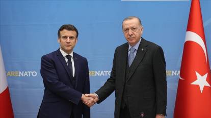 Cumhurbaşkanı Erdoğan, Macron ile görüştü