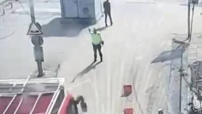 Polisin dur ihtarına uymayan CHP'nin otobüs şoförüne ev hapsi