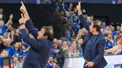 Ergin Ataman'ın oğlundan olay paylaşım: Çöpte vakit geçirebilirler
