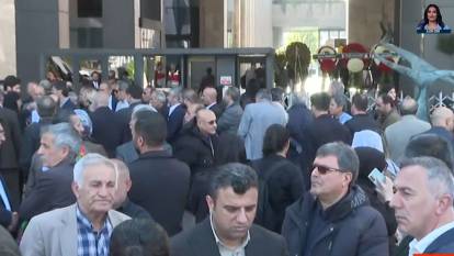 Sırrı Süreyya Önder için ilk tören AKM'de: Sevenleri akın etti