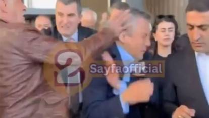 CHP lideri Özgür Özel'e tören çıkışı yumruklu saldırı