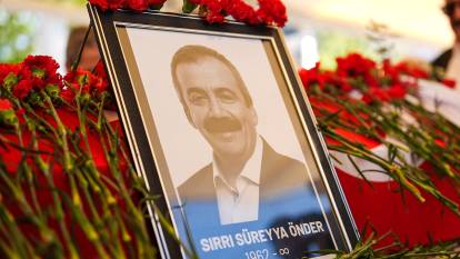 Ünlü isimlerden Sırrı Süreyya Önder’e veda: “Barış için çok çalıştı”