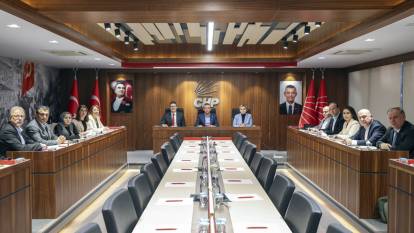 Özel'e saldırı sonrası CHP MYK toplanıyor!
