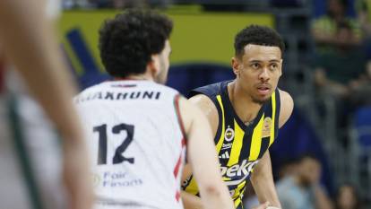 Fenerbahçe normal sezonu lider bitirmeyi garantiledi